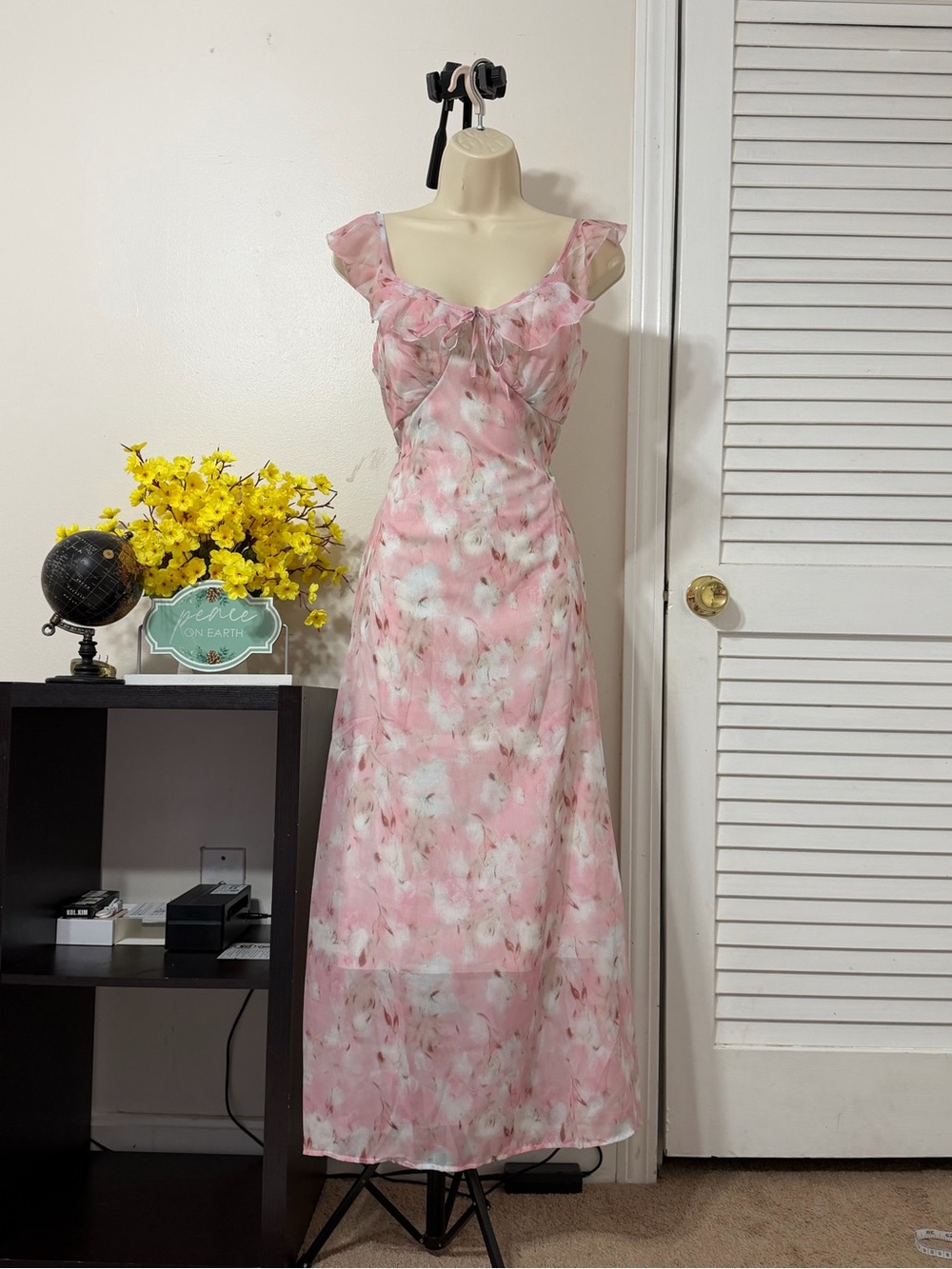 Pink Floral Ruffle-Strap Maxi Dress size s